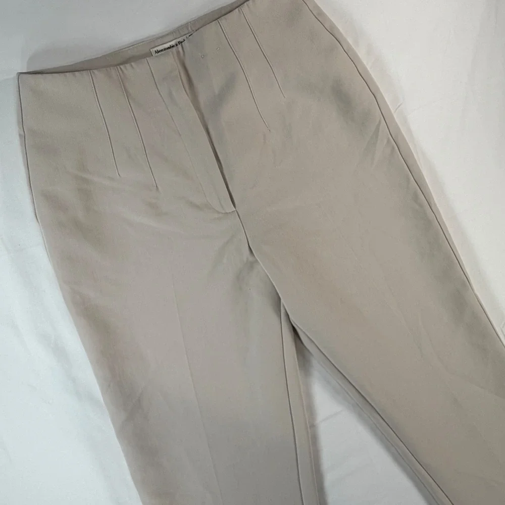 Abercrombie & Fitch Womens 30L Beige High Rise Tailored Trousers Slim Leg Pants